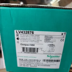 Schneider Molded Case Circuit Breaker LV432876